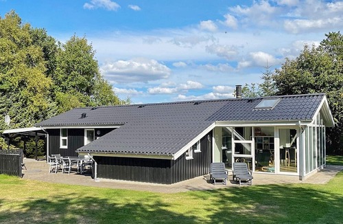 Skaven Strand House | 6 person holiday home in Tarm-By Traum