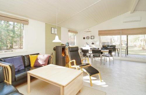 Hoeve Strand House | 6 person holiday home in Vig