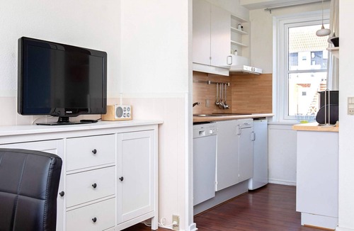 Borre Apartment | 6 person holiday home on a holiday park in Borre
