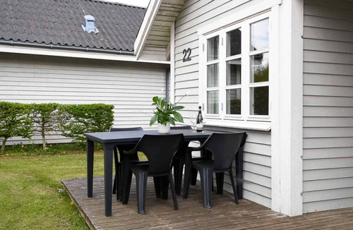 Middelfart House | 6 person holiday park home in Asperup