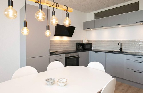 Blokhus Apartment | 6 person holiday park home in Blokhus
