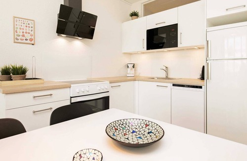 Blokhus Apartment | 6 person holiday park home in Blokhus
