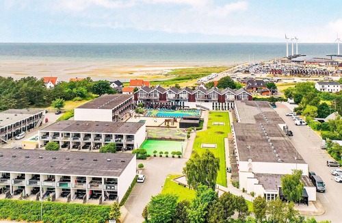 Bønnerup Strand Apartment | 6 person holiday park home in Glesborg