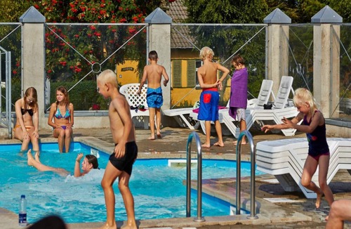 Middelfart House | 6 Person Holiday Park Home in Asperup