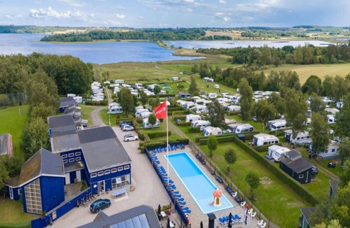 Vipperod House | 6 Person Holiday Park Home in Vipperod