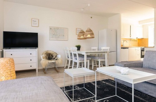 Borre Apartment | 6 person holiday park home in Borre