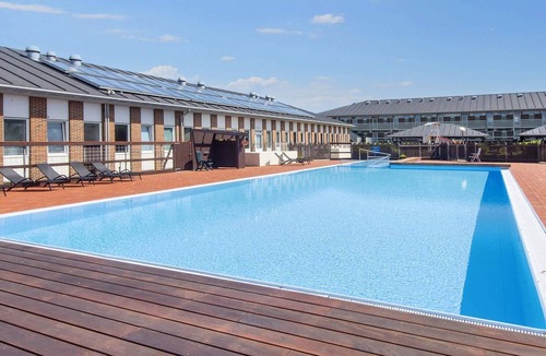Rindby Strand Apartment | 6 person holiday park home in Fanø