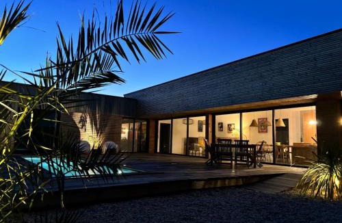 La Celle-sous-Gouzon Villa | 6-person villa with pool