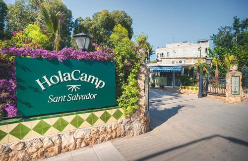 Sant Salvador House | 6-Persons Holiday Home in Coma-ruga