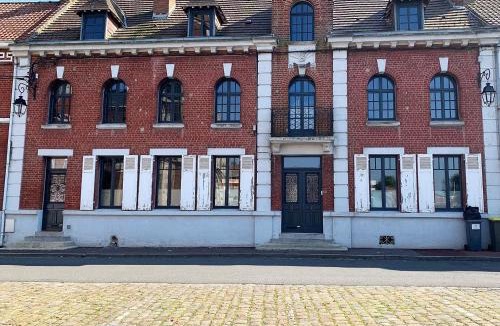 Saint-Venant House | 6 place de la détente