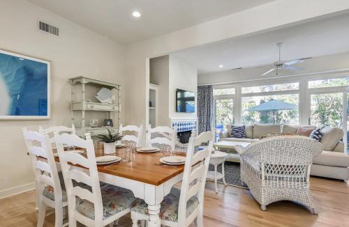 Oceanside House | 6 Ruddy Turnstone