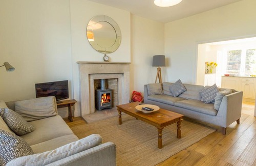 Embleton House | 6 Sea Lane