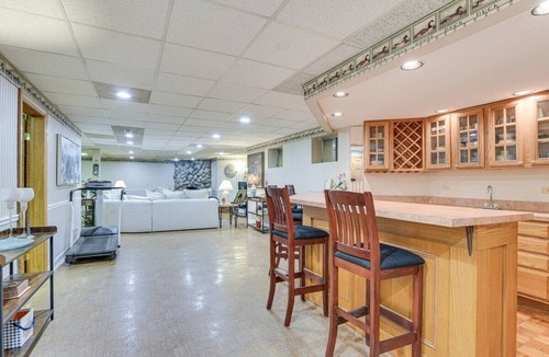Barrington Hills House | 6 Shared Acres, Pool Table: Barrington Hills Apt!