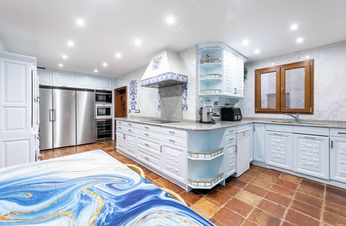 Las Rozas de Madrid Villa | 6-Suite Madrid Luxury Villa with Oasis, Pool, Spa, Gym, Club and 24/7 Concierge
