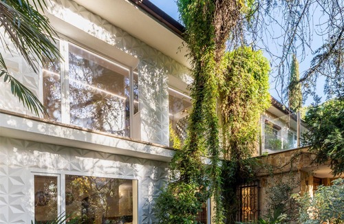 Las Rozas de Madrid Villa | 6-Suite Madrid Luxury Villa with Oasis, Pool, Spa, Gym, Club and 24/7 Concierge