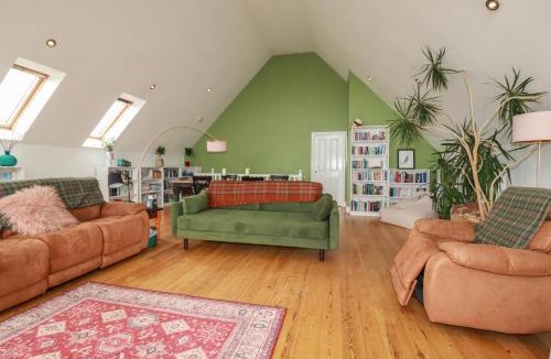 Praa Sands House | 6 The Links