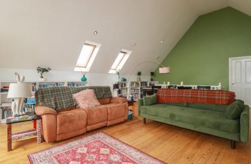 Praa Sands House | 6 The Links