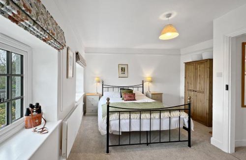 Porlock House | 6 The Poplars Hawkcombe