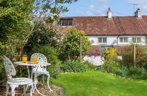 Porlock House | 6 The Poplars Hawkcombe