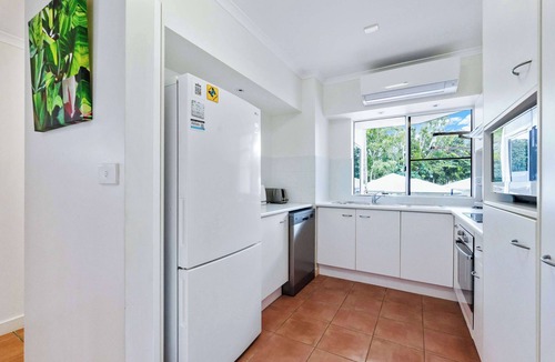 Wongaling Beach Apartment | 6 Ulysses -Spacious Beachfront Apartment