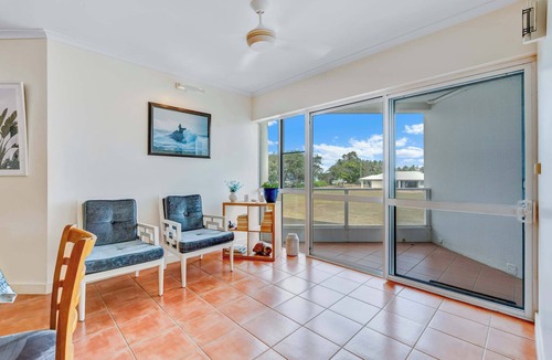 Wongaling Beach Apartment | 6 Ulysses -Spacious Beachfront Apartment