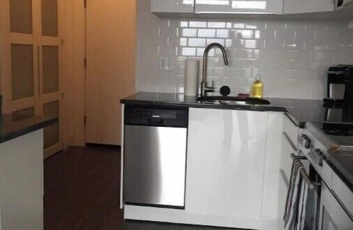 Chelsea Apartment | #6 Waterfront Studio at Marina with deck