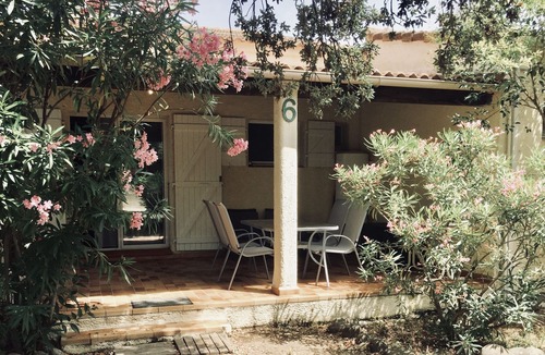 Solaro House | 6 waterfront villas