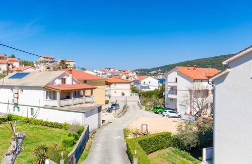 Rab Town Apartment | 60 m² Apartment ∙ 2 bedrooms ∙ 5 guests