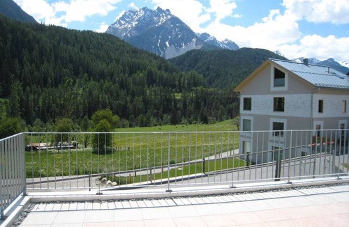 Engadin Scoul Apartment | 60 m² Apartment ∙ 1 bedroom ∙ 4 guests
