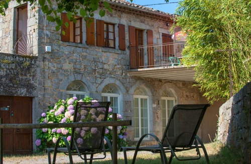 Ribes Apartment | 60 m² Apartment ∙ 1 bedroom ∙ 4 guests