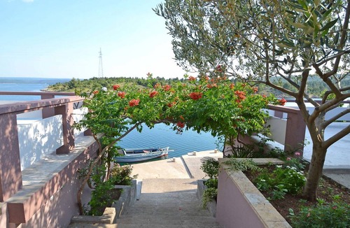 Obrovac Apartment | 60 m² Apartment ∙ 2 bedrooms ∙ 6 guests