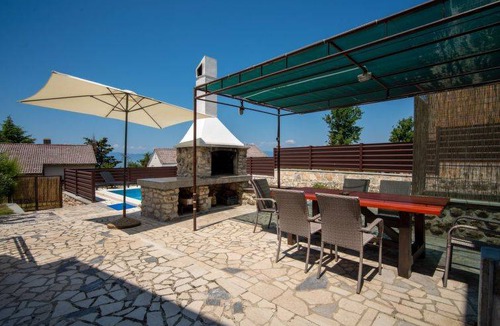Njivice Apartment | 60 m² Apartment ∙ 2 bedrooms ∙ 6 guests
