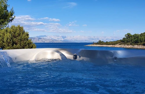Cove Basina (Jelsa) Apartment | 60 m² Apartment ∙ 2 bedrooms ∙ 4 guests