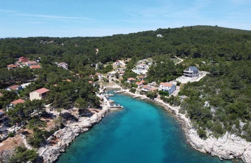 Cove Basina (Jelsa) Apartment | 60 m² Apartment ∙ 2 bedrooms ∙ 5 guests
