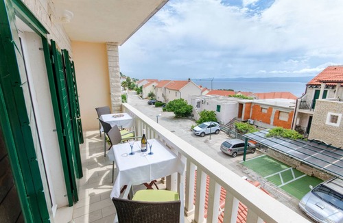 Bol Apartment | 60 m² Apartment ∙ 2 bedrooms ∙ 4 guests