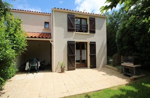 Saint-Aubin-la-Plaine House | 60 m² House ∙ 2 bedrooms ∙ 4 guests
