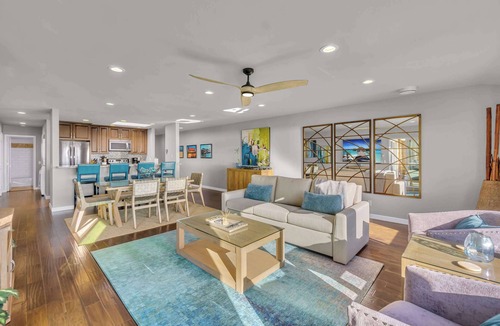Balboa Peninsula Condo | 600 E Oceanfront 3G | Modern Penthouse Condo w/Ocean Views