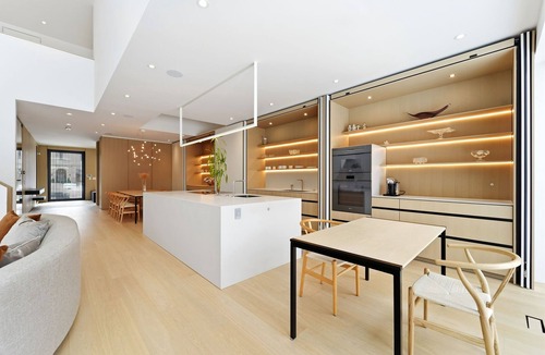 Forest Hill South House | 6000sqft Forest Hill new build (2025) elevator rooftop 5 ensuite EV