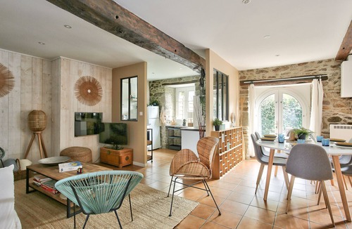 Saint-Suliac Ski Chalet | 600m beach Saint-Suliac- Cottage for 4