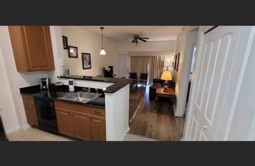 Florida Center Apartment | 604 Luxury Suite with Universal Orlando Attraction Views