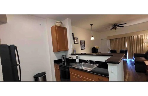 Florida Center Apartment | 604 Luxury Suite with Universal Orlando Attraction Views