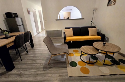 Beaucaire Apartment | 60m² apartment in a historic and authentic environment