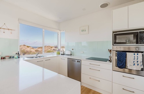 Goolwa South House | 61 Bristow-Smith Avenue, Goolwa