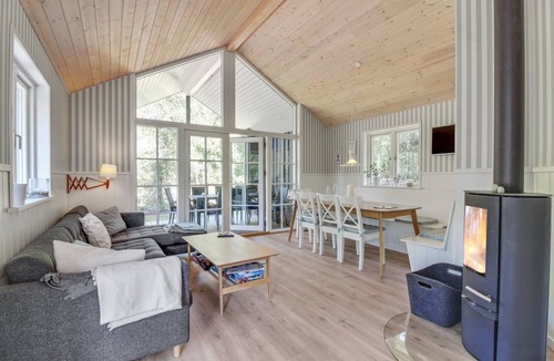 Strandby House | 61 m² House ∙ 2 bedrooms ∙ 6 guests