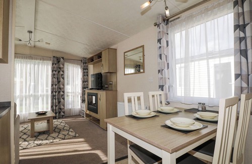 Bognor Regis Cottage | 610 Caravan