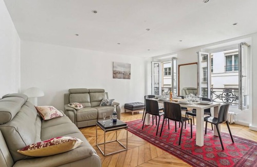 Quartier de la Porte-Saint-Denis Apartment | 618 Suite Elisabeth - Stunning Apartment in Paris