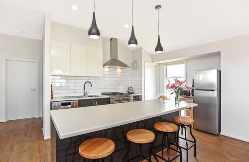 Goolwa Beach House | 62 Castle Ave - Luxury - Near Beach