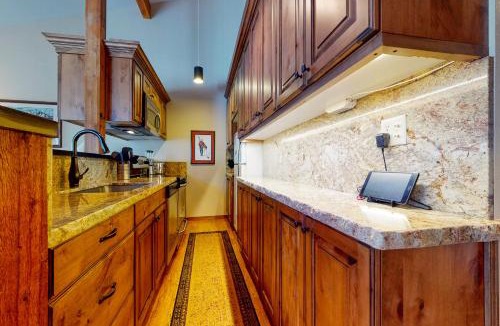 Moose Wilson Road Apartment | 621 Tamarack