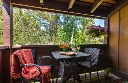 Moose Wilson Road Apartment | 622 Tamarack