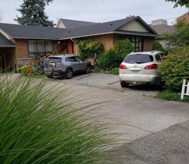 Historic Old Town Bed & Breakfast | 627 on King B&B
